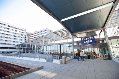 Entrée de l'hôpital de Besançon