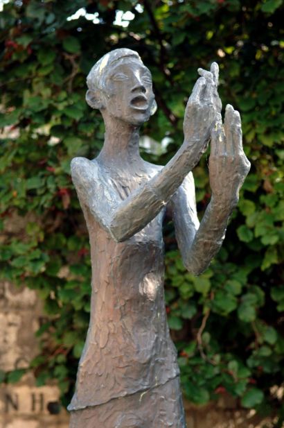 Statue