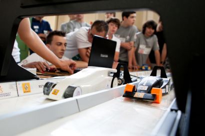 Course de mini voitures de formule 1