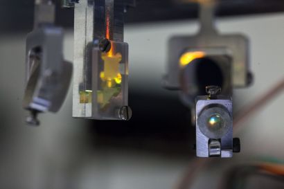 Étude des dynamiques non linéaires et chaos au laboratoire FEMTO-ST