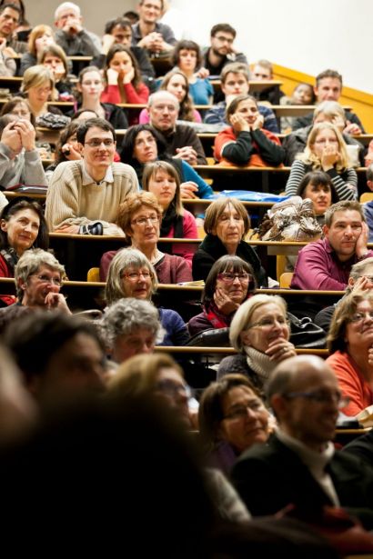 Conférence en amphithéâtre.