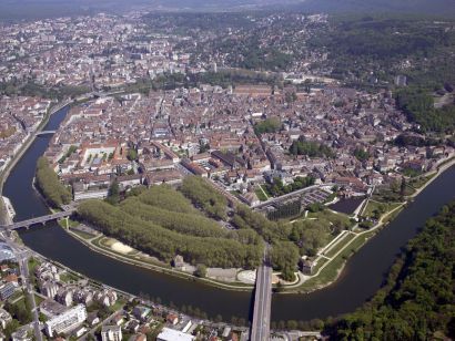 Vue aérienne de Besançon