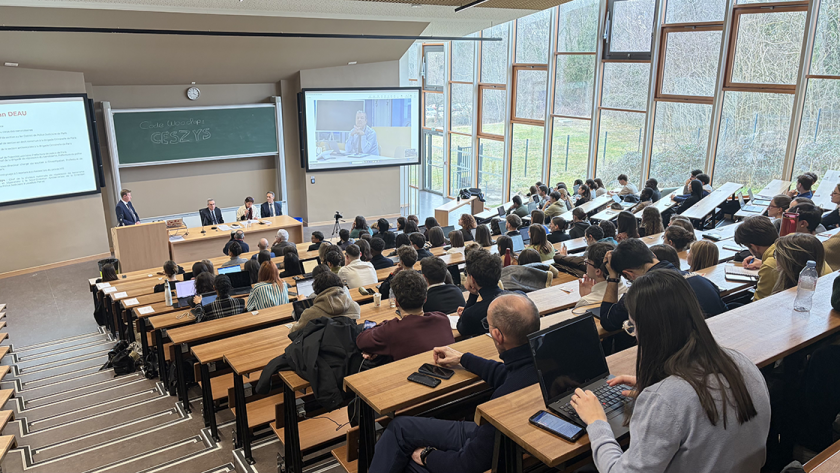 La France face au terrorisme : une rencontre marquante avec François Molins à l’UMLP