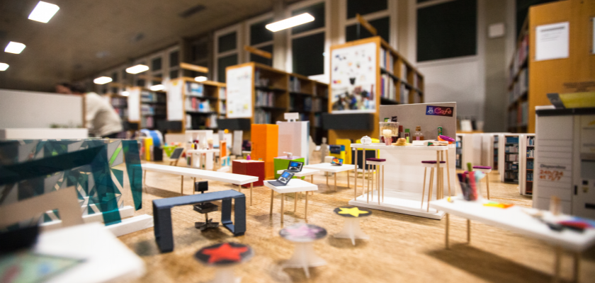 Une maquette de mobilier dans une bibliothèque