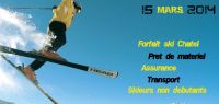 skieur effectuant un saut