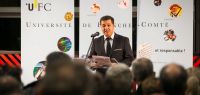 Jacques Bahi prononçant un discours