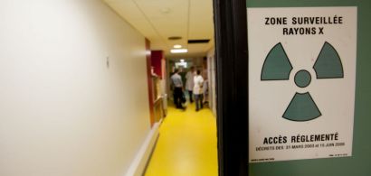 Entrée d'un service de radiothérapie