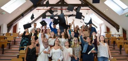 Les diplômés de AES