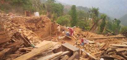 Un terrain au Nepal après le tremblement de terre en 2015