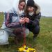 Des apprentis géologues du cursus de master en ingénierie (CMI) Géologie appliquée, les photos sont prises sur le terrain, avec du matériel et ensuite en laboratoire, on étudie les sols.
